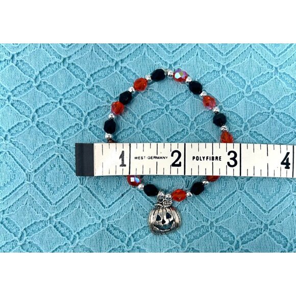 Halloween-Themed Beaded Bracelets Set Of 3 Handcrafted 1990s With Charms & Clasp - Picture 9 of 9